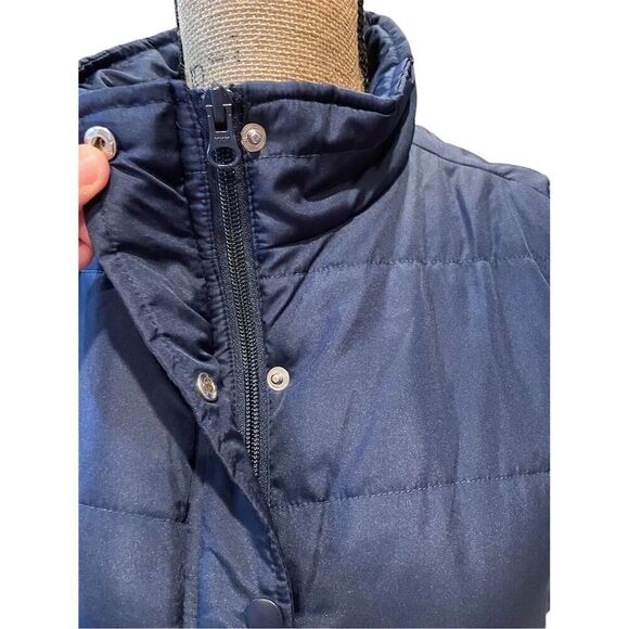 True Craft Women's Puffer Vest Navy Blue Size L Snap Closure Casual - Picture 3 of 10